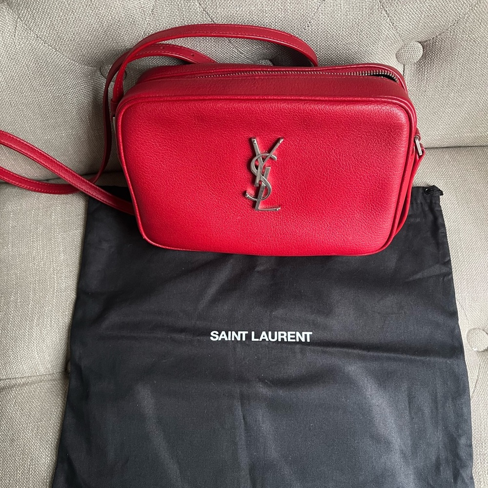 ⚠️SOLD⚠️YSL Lou Camera Bag